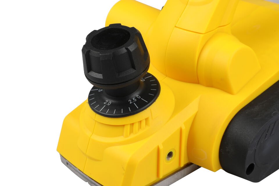 RTM3970 Elektrikli Planya Makinası 800 W 82 mm x 2.5 mm